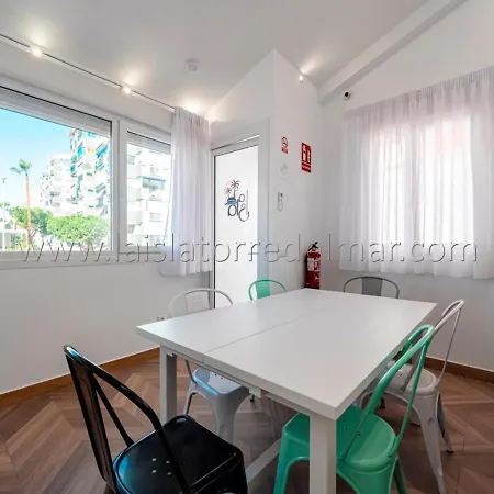La Isla , Tu Hogar En Torre Del Mar. 別荘 *