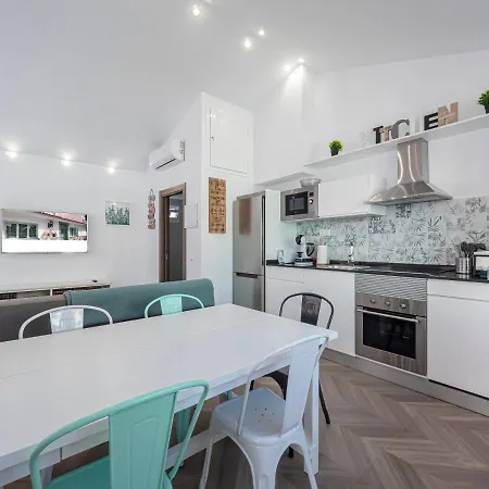 La Isla , Tu Hogar En Torre Del Mar. Holiday home